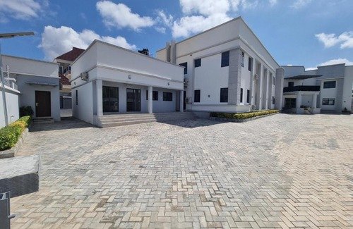 Solace Suites Block B